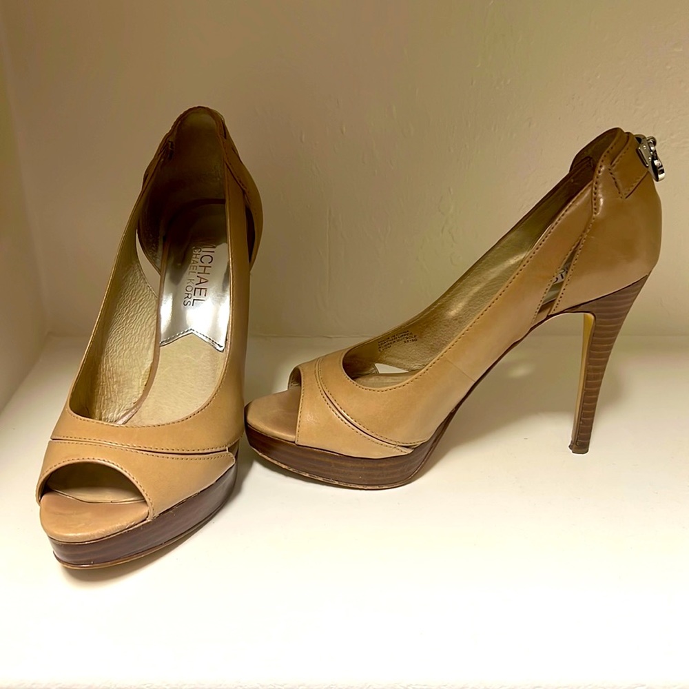 Michael Kors Hamilton pumps